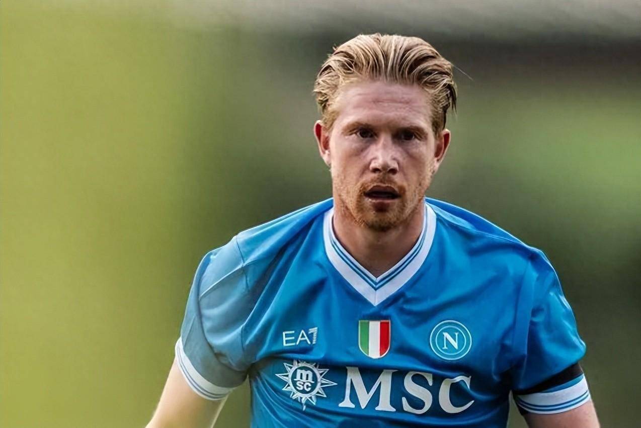 莱奥头发被拽找阿切尔比理论，后者：敢再指我就掰断你手指头